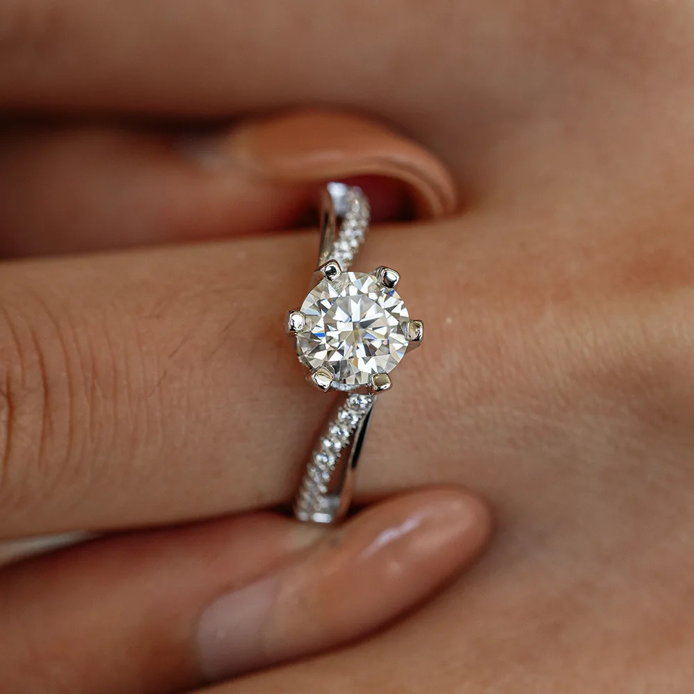 Lumira Funkelnder Moissanit-Pl – Moissanite Engagement Ring 1 Carat Bewertung und Preis