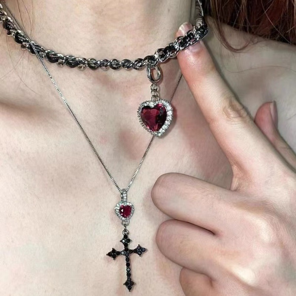Punk Grunge Rotes Herz Kristal – Layered Pendant Necklace Aesthetic Bewertung und Preis