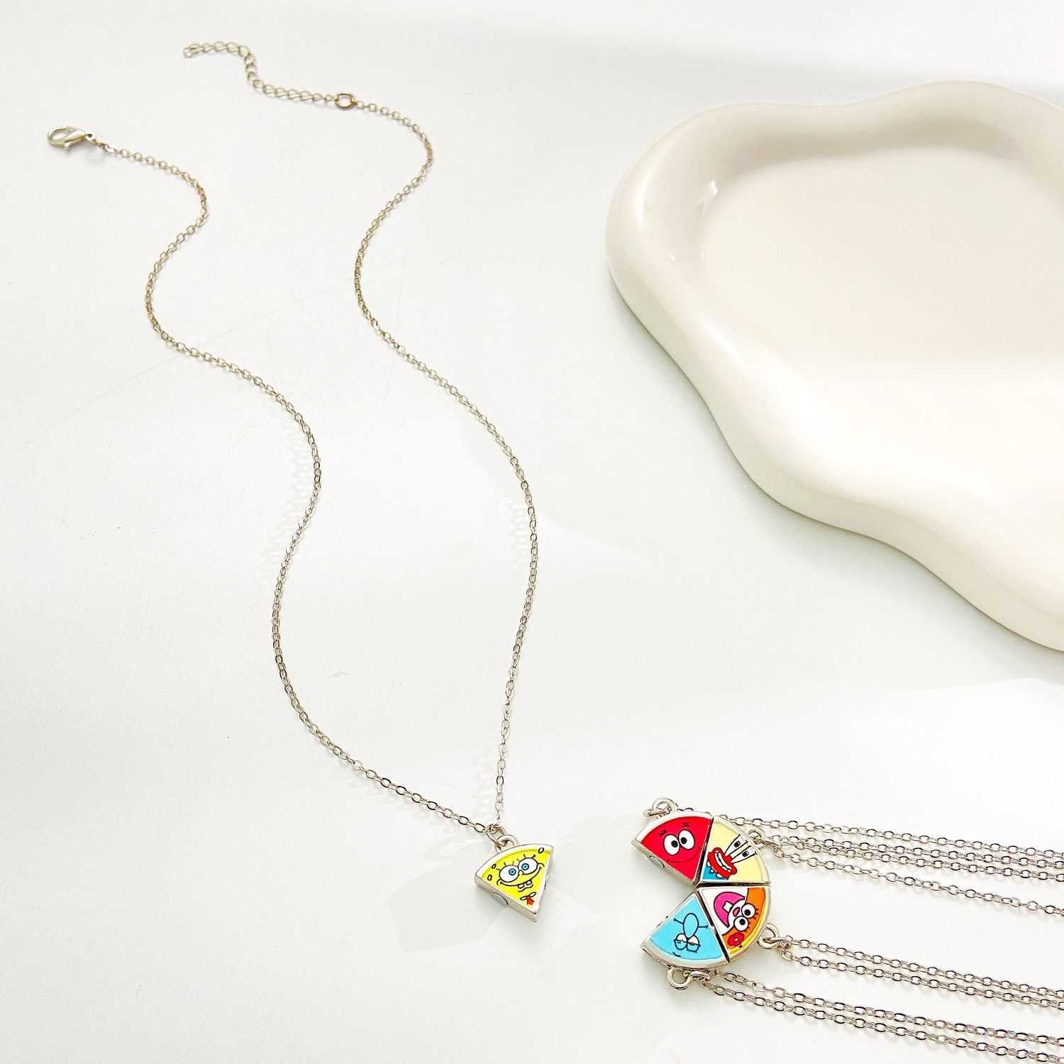 Niedliche Patrick Star Pizza M – Anime Pendant Necklace Bewertung und Preis